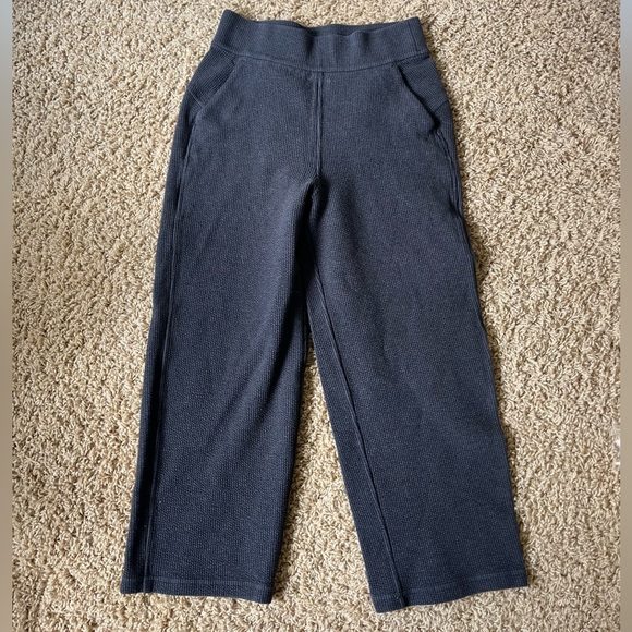 Lululemon Ribbed Straight Leg Super-High-Rise Crop 23” - Picture 2 of 4